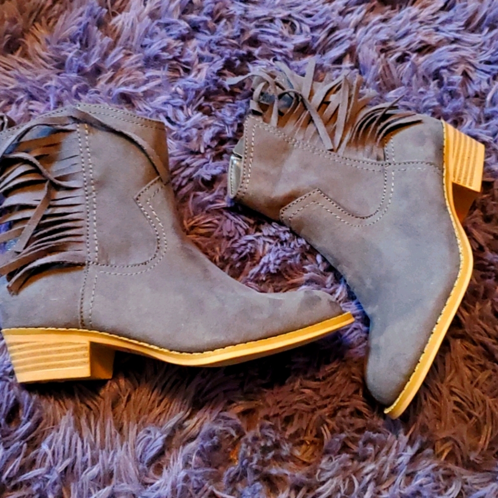 NEW* Dark gray Ankle Boots